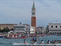 Start der Vogalonga in Venedig